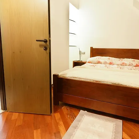 Olivia's Nest In Downtown Apartamento Milão
