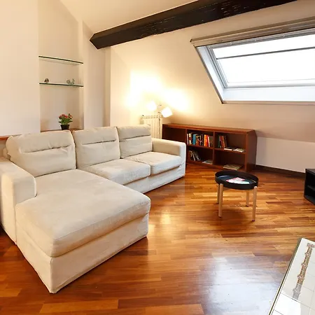 Olivia's Nest In Downtown Apartamento Milão